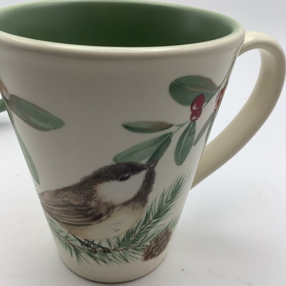 Two  Pfaltzgraff Winterwood Chickadee Christmas Mugs - Picture 9 of 10